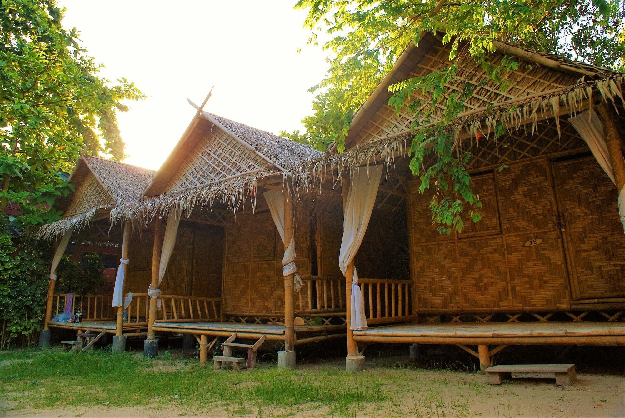 หาดเจ้าพร้าวรีสอร์ท Hotel หาดเจ้าเภา ภายนอก รูปภาพ